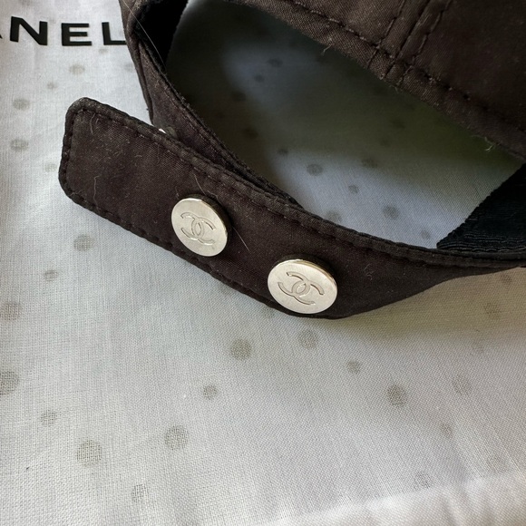 Chanel CC Cap - Picture 8 of 16
